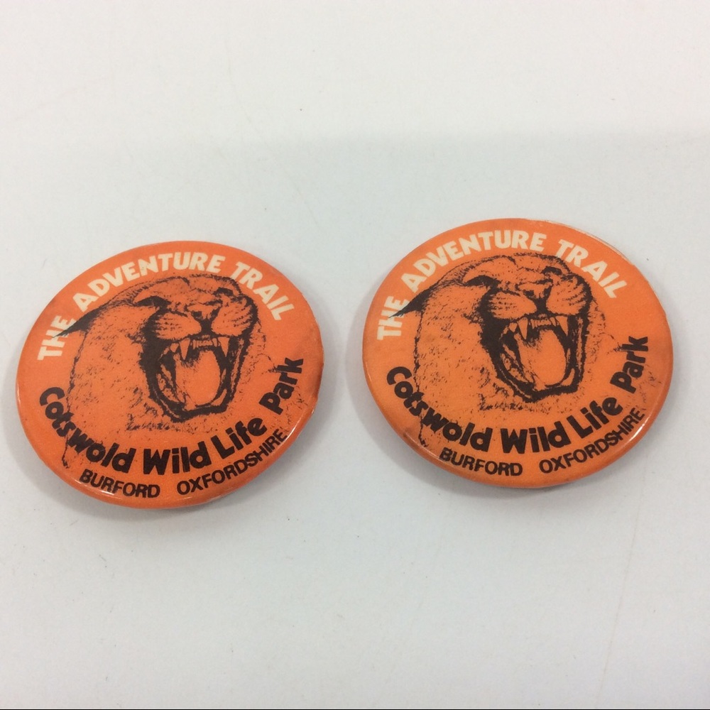 Vintage Cotswold Wildlife Park Set/2 Button Pins